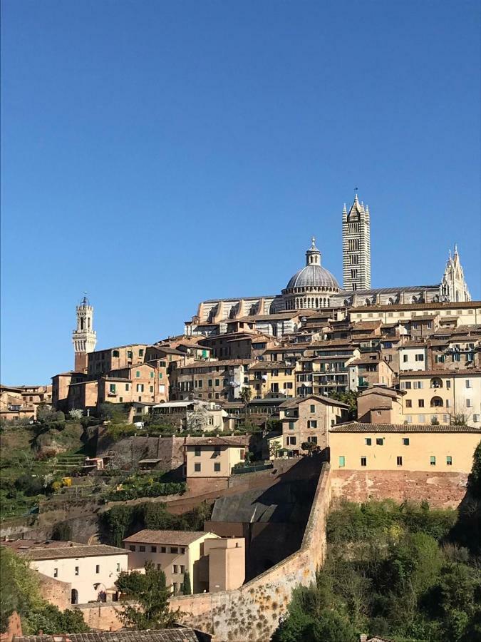 La Finestra Su Siena Apartment Exterior photo